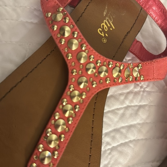 Candies - gold studded sandals (woman’s size 9) Peach/Salmon color - Picture 6 of 16